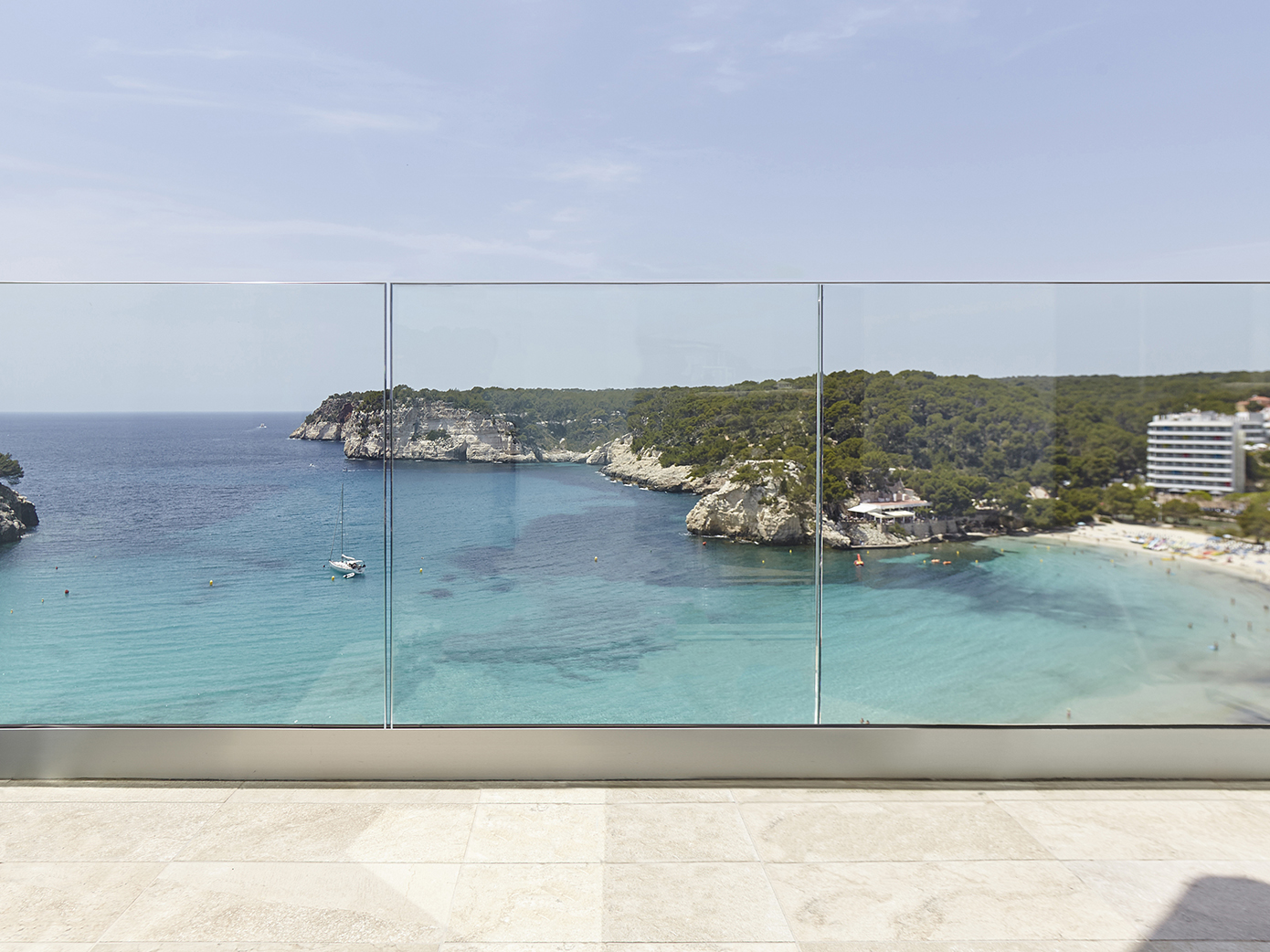 1374.view.cristal